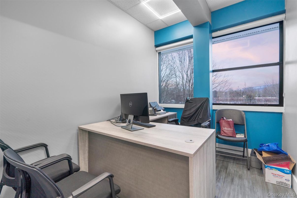 Home Office, Interior, Recessed Lighting, Wood Texture Flooring