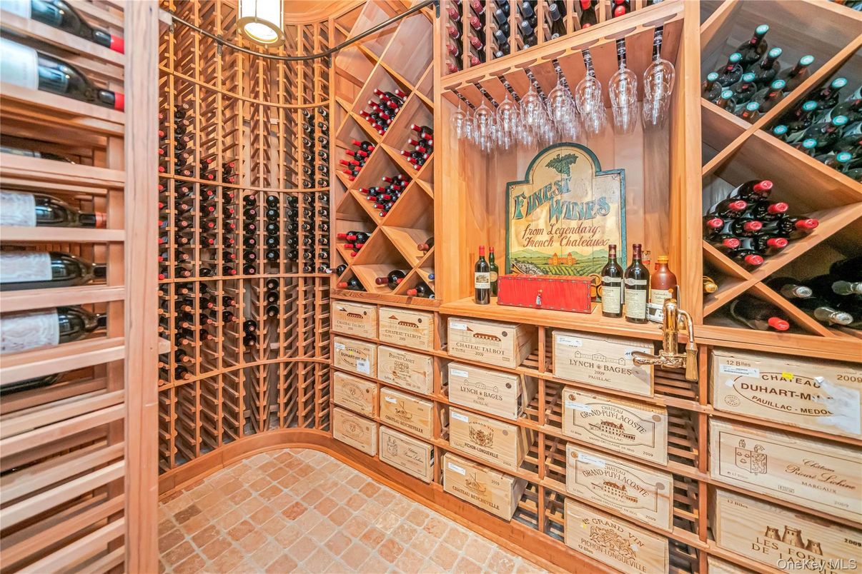 Interior, Wine Storage