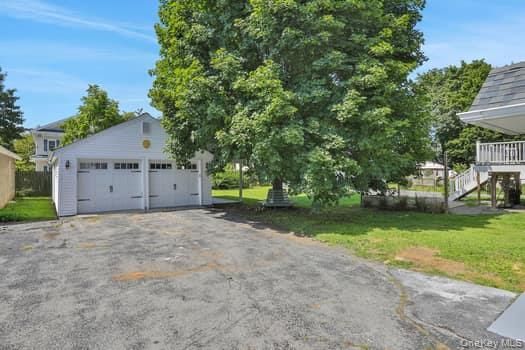 Backyard, Detached Garage, Exterior