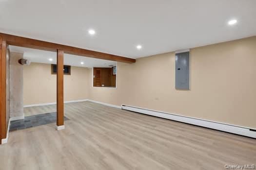 Empty room, Interior, Recessed Lighting, Wooden Beams, Wood Texture Flooring