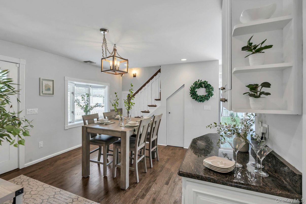 Dining room, Interior, Pendant Lights, Recessed Lighting, Wood Texture Flooring