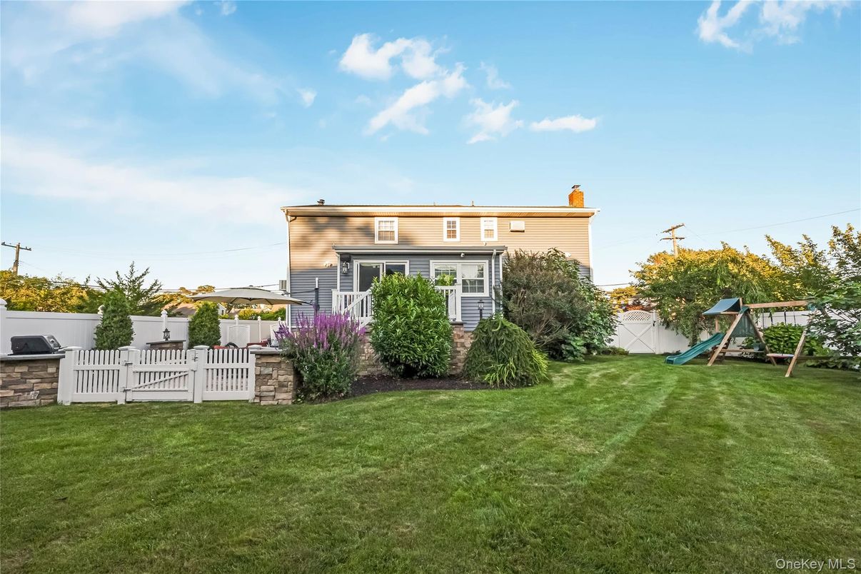 Backyard, Exterior, Playground