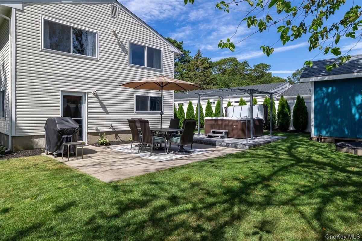 Backyard, Exterior, Hot Tub