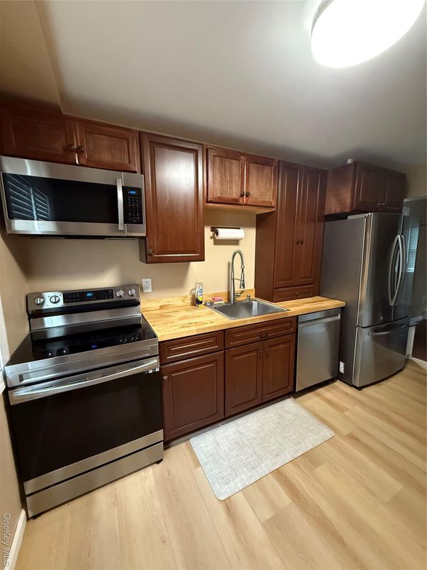 Interior, Kitchen, Stainless Steel Appliances, Wood Texture Flooring