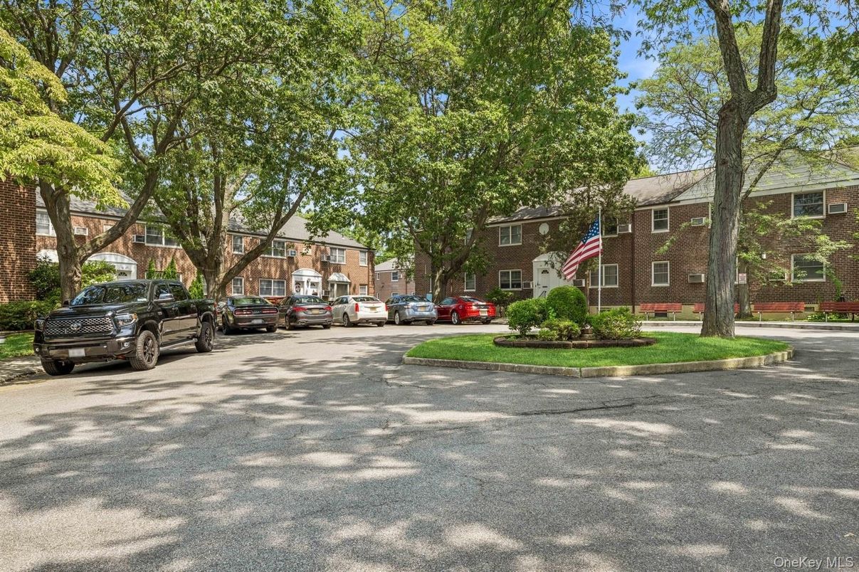 Exterior, Facade, Brick Facade, None