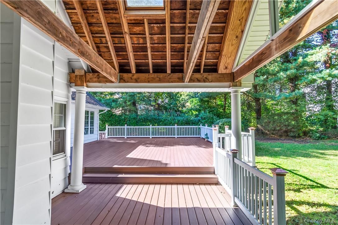 Exterior, Hot Tub