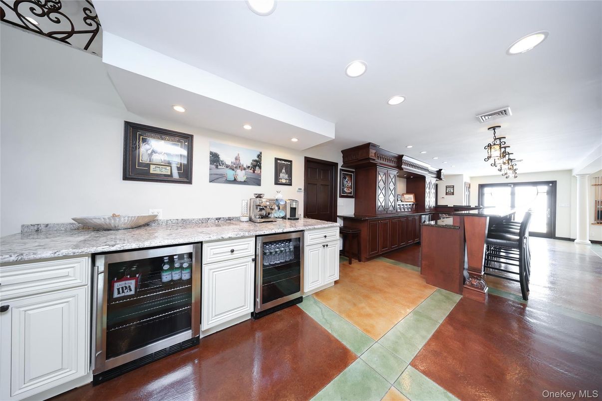 Dining room, Interior, Kitchen, Pendant Lights, Recessed Lighting