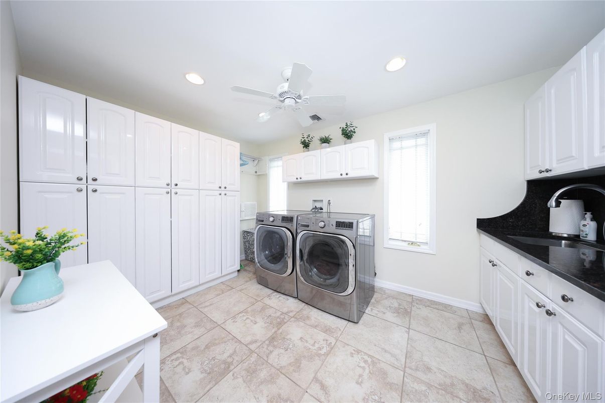 Interior, Recessed Lighting, Washer