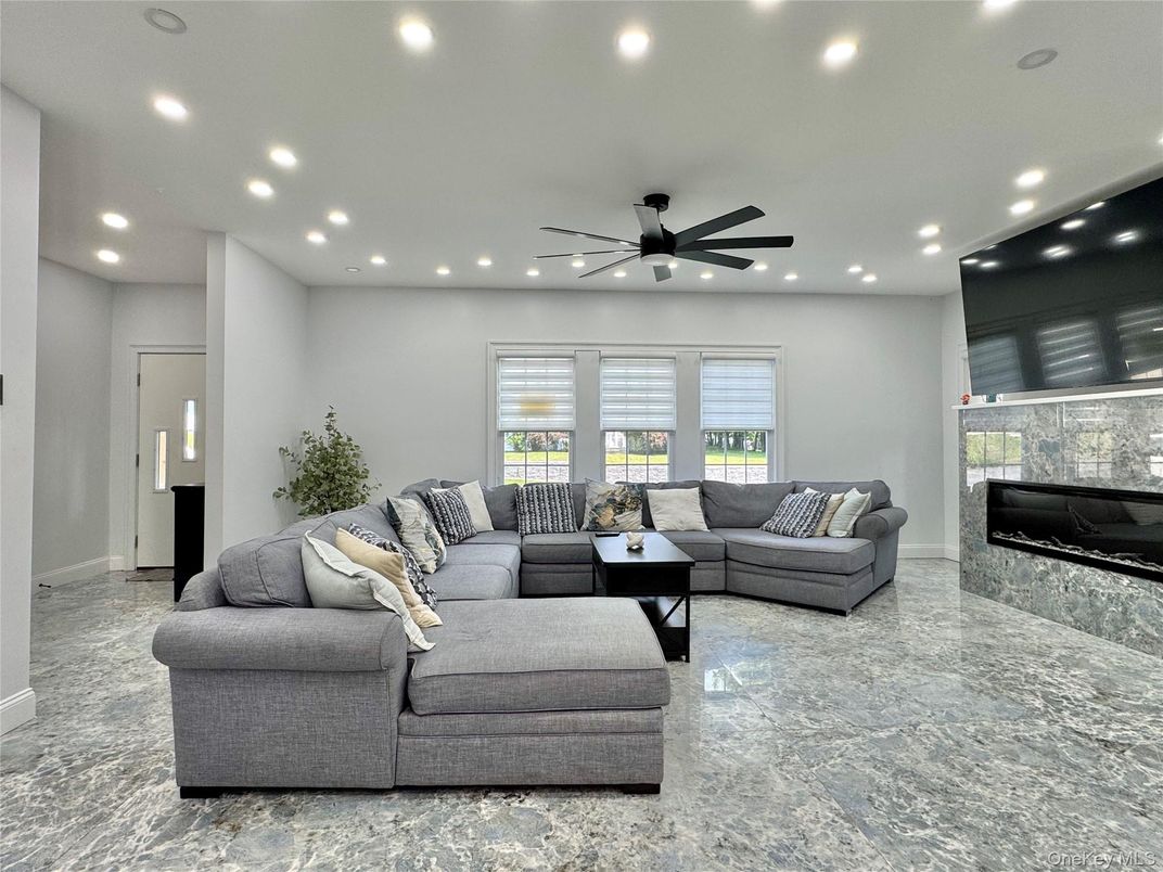Fireplace, Interior, Living room, Recessed Lighting