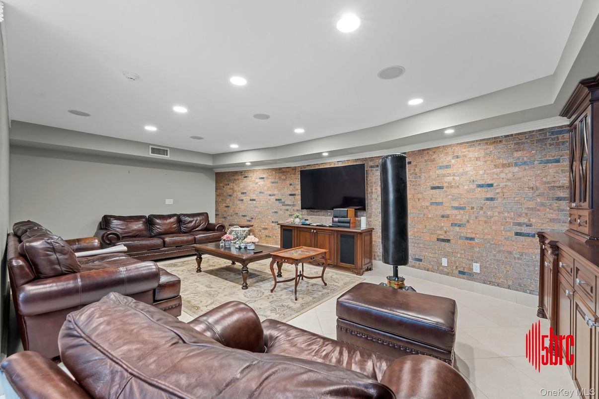 Interior, Living room, Recessed Lighting, Stone Walls
