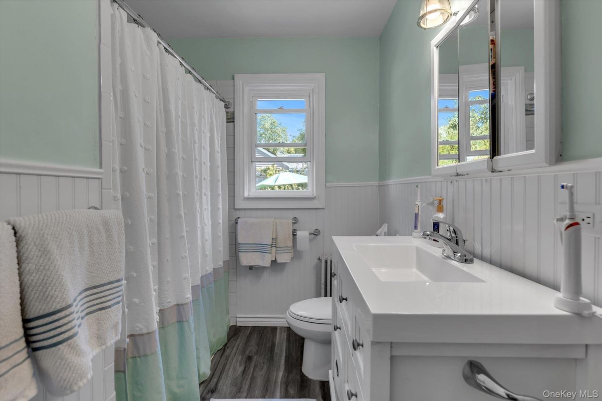 Bathroom, Interior, Wood Texture Flooring