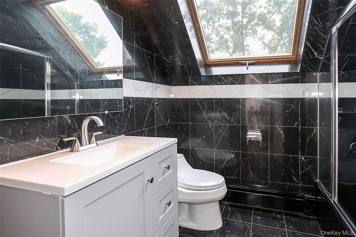 Bathroom, Interior, Marble Walls