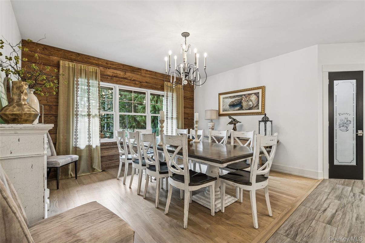 Chandelier, Dining room, Interior, Wood Texture Flooring, Wooden Walls