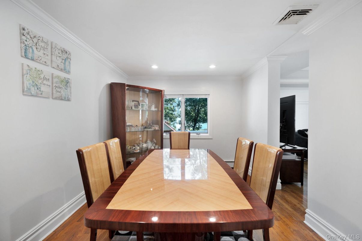 Dining room, Interior, Recessed Lighting, Wood Texture Flooring