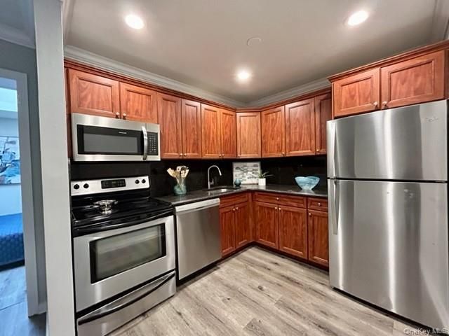 Interior, Kitchen, Recessed Lighting, Stainless Steel Appliances, Wood Texture Flooring