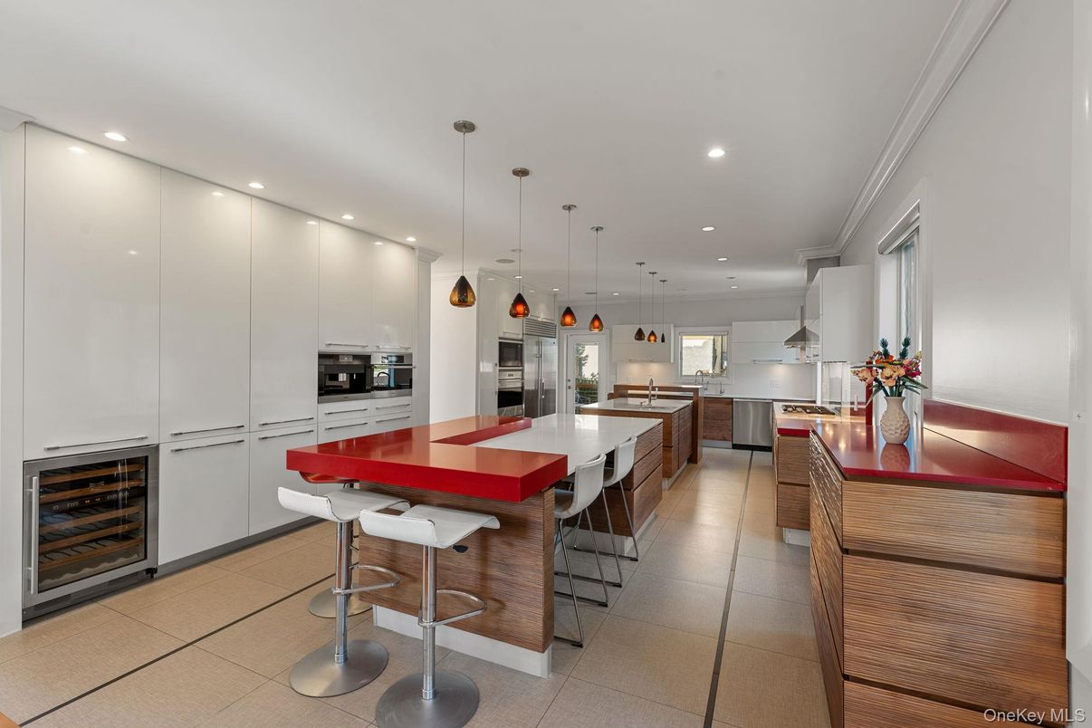 Interior, Kitchen, Pendant Lights, Recessed Lighting, Stainless Steel Appliances