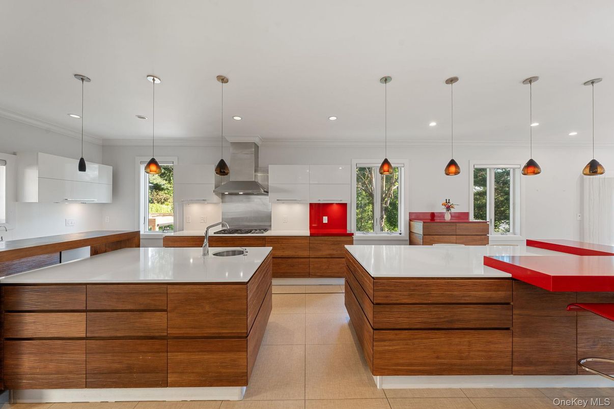 Interior, Kitchen, Pendant Lights, Recessed Lighting, Stainless Steel Appliances