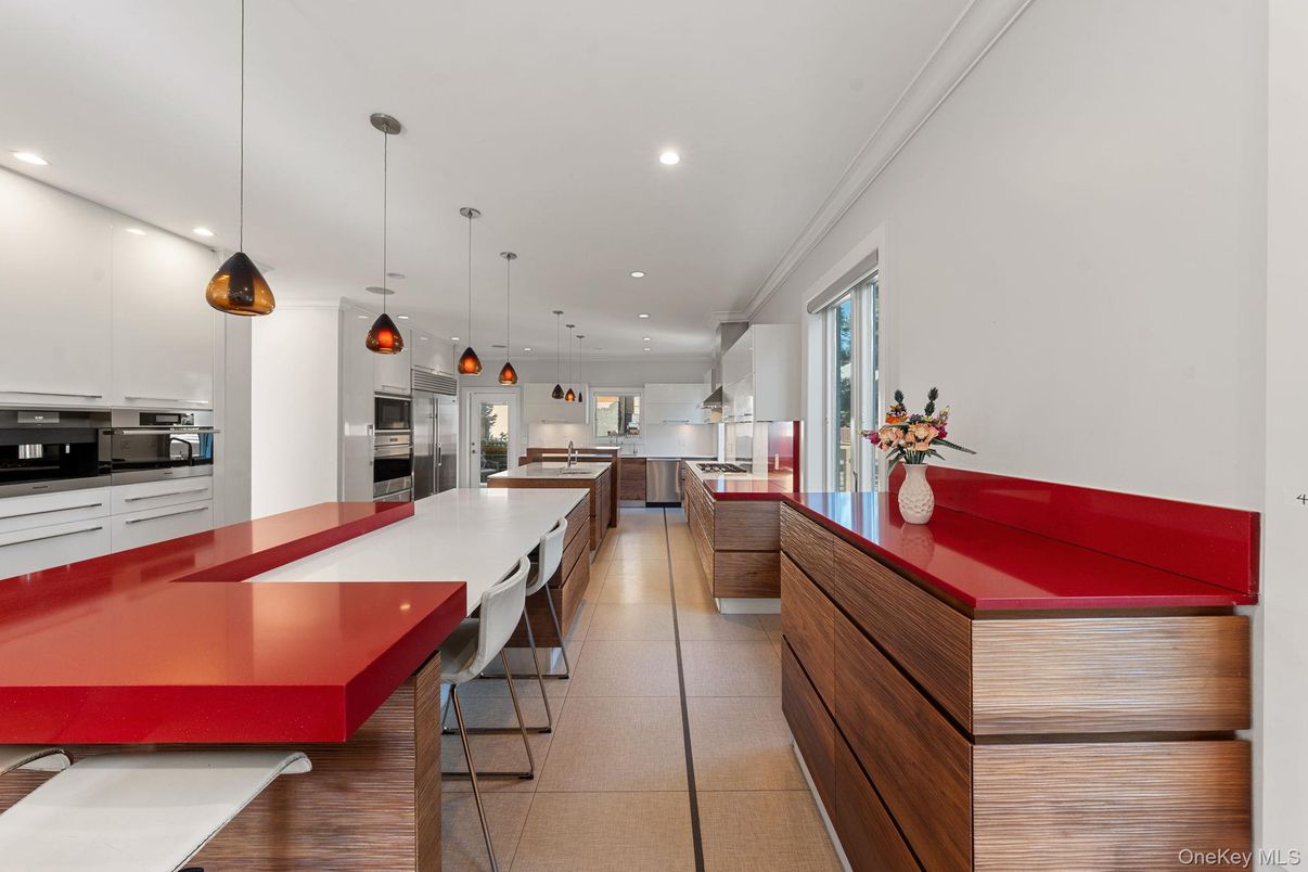 Interior, Kitchen, Pendant Lights, Recessed Lighting, Stainless Steel Appliances