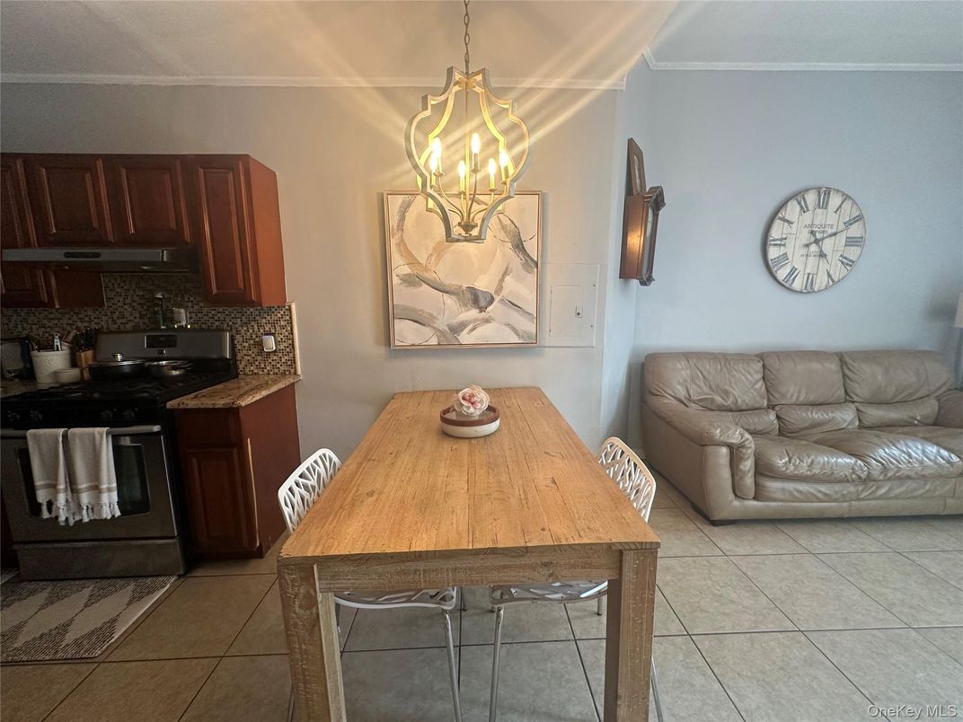 Dining room, Interior, Kitchen, Pendant Lights