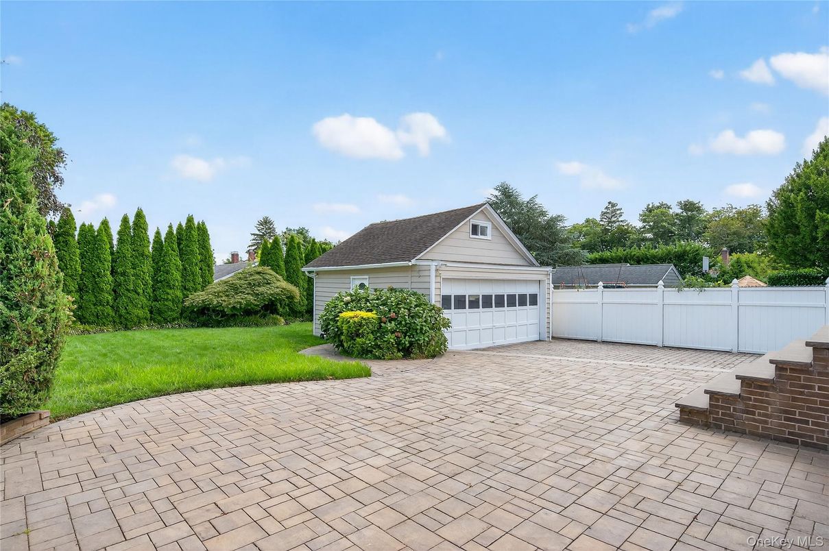 Backyard, Detached Garage, Exterior