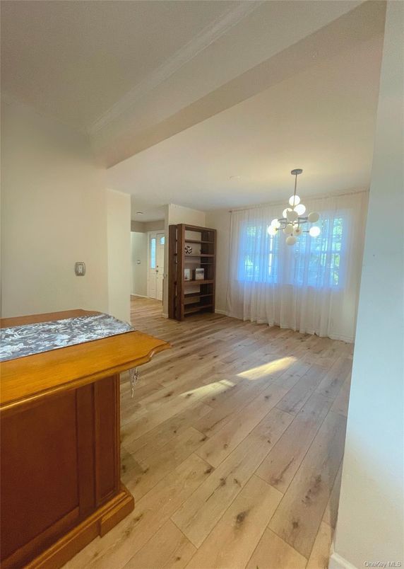 Interior, Pendant Lights, Wood Texture Flooring