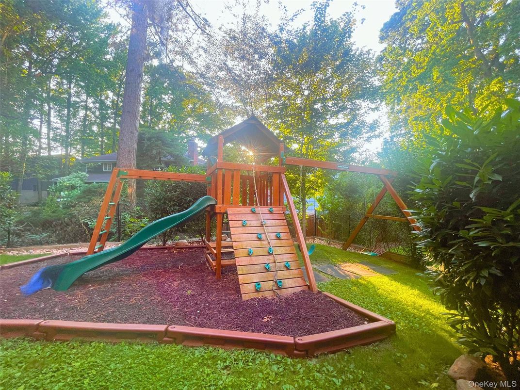 Backyard, Exterior, Playground