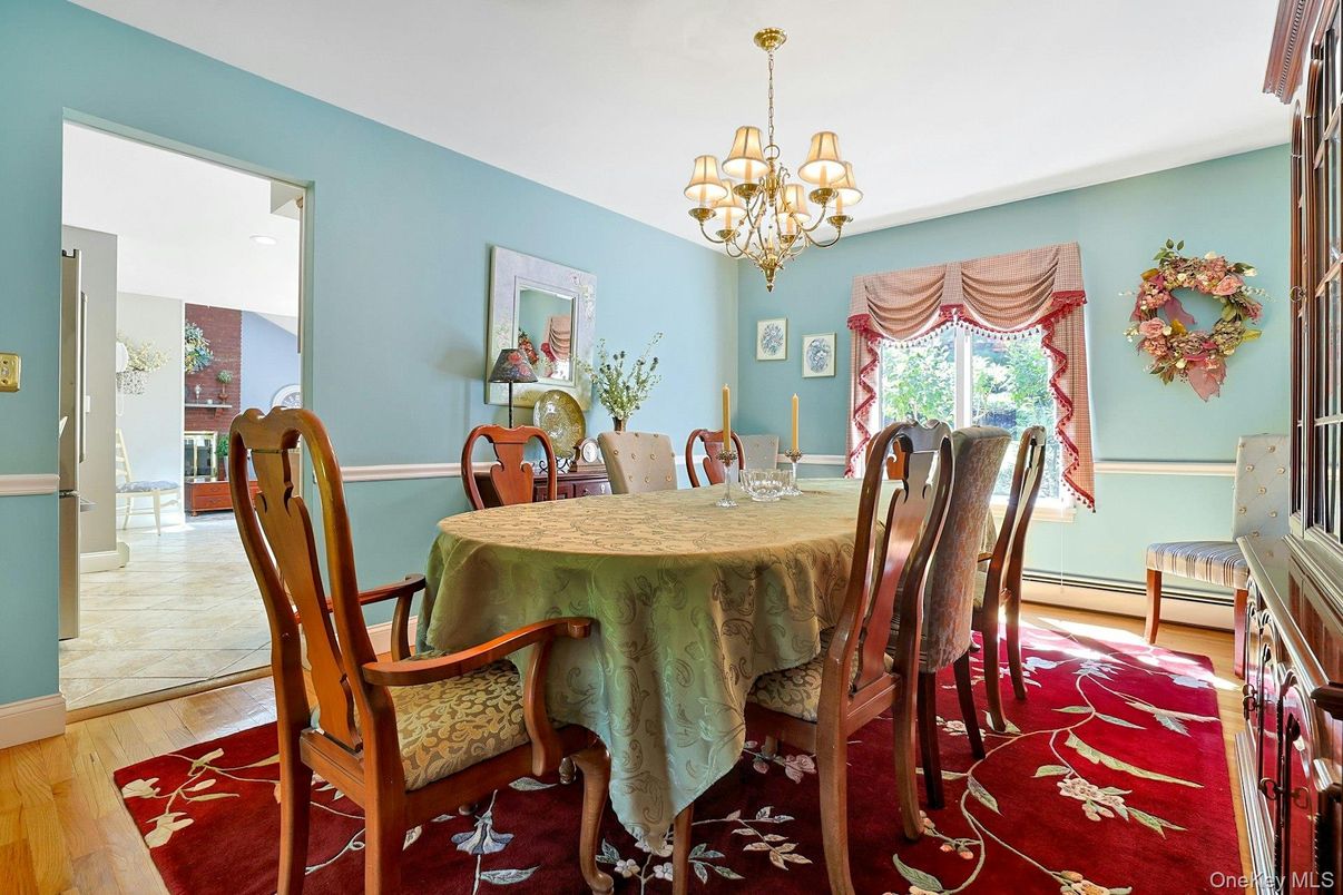Chandelier, Dining room, Interior, Wood Texture Flooring