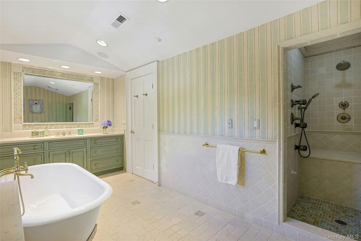 Bathroom, Free Standing Baths, Interior, Recessed Lighting