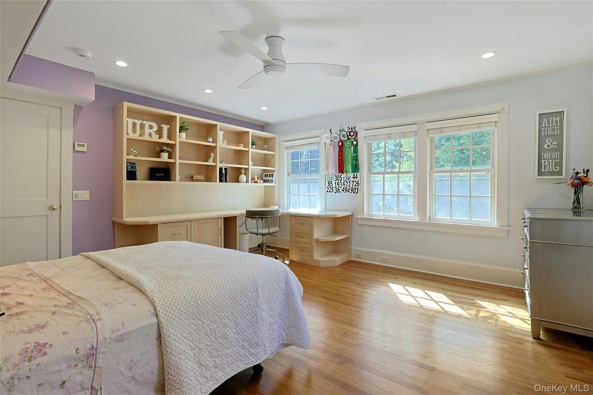 Bedroom, Home Office, Interior, Recessed Lighting, Wood Texture Flooring