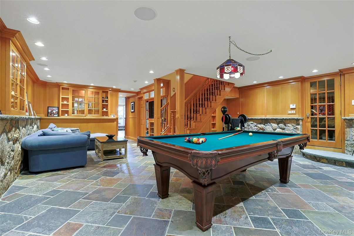 Billiard Table, Game Room, Interior, Recessed Lighting