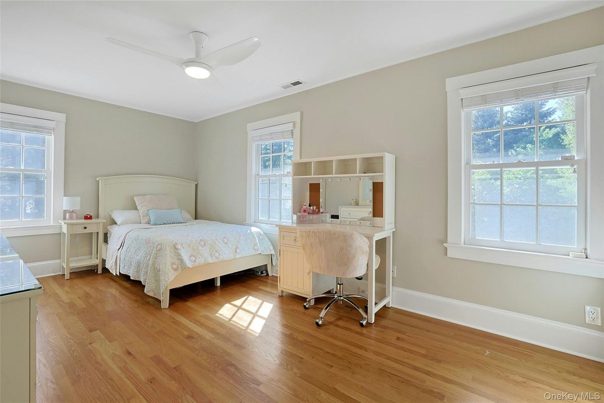 Bedroom, Home Office, Interior, Wood Texture Flooring