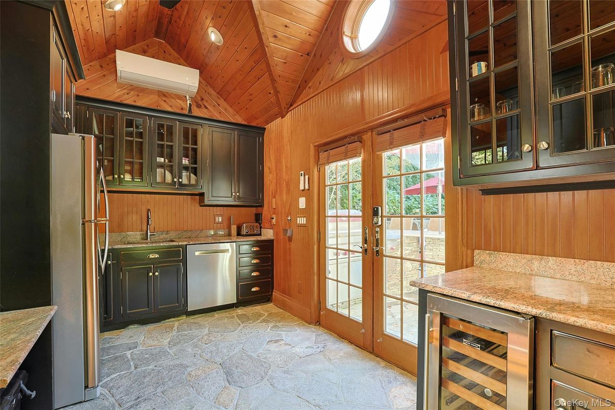 Interior, Kitchen, Recessed Lighting, Wooden Ceilings, Wooden Walls