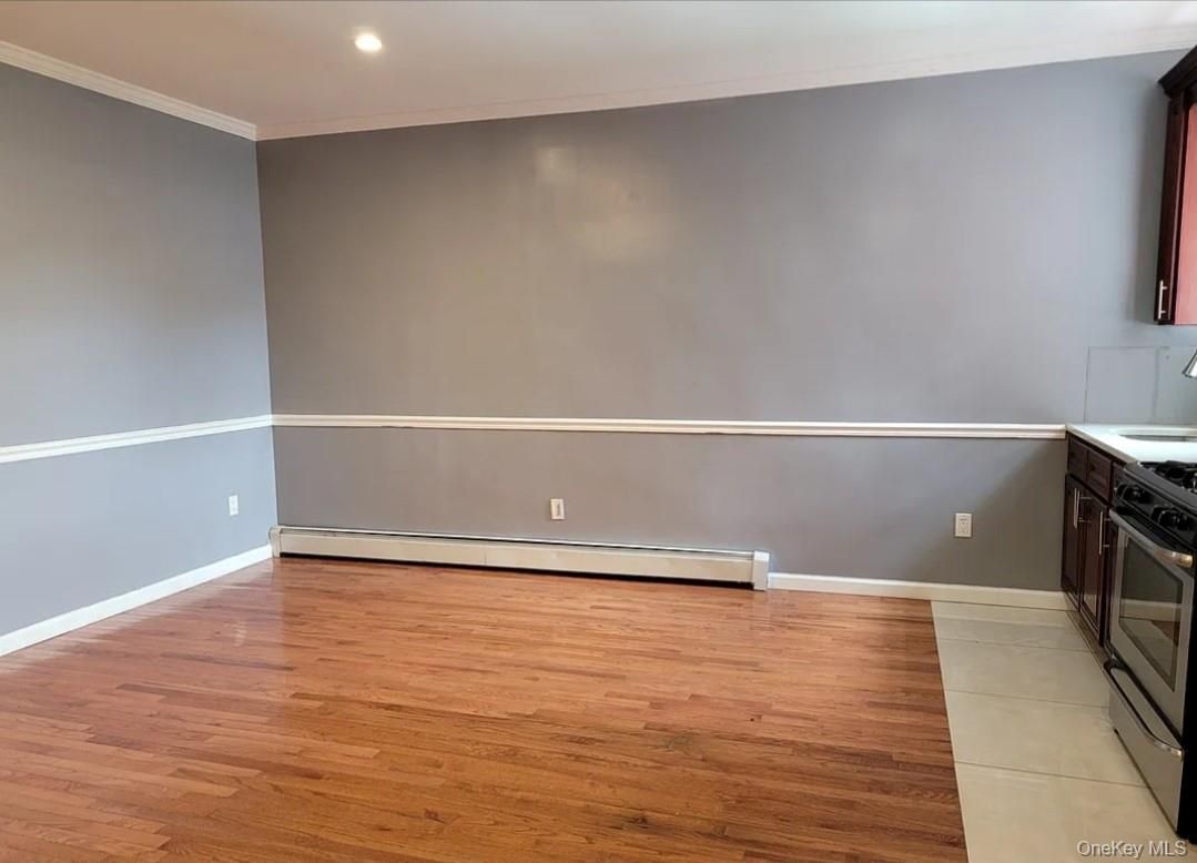 Empty room, Interior, Kitchen, Recessed Lighting, Wood Texture Flooring
