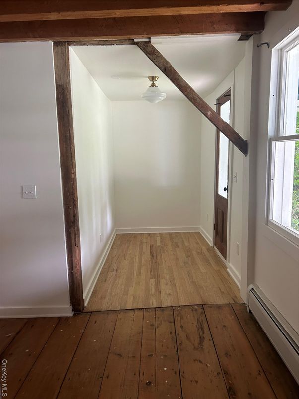 Empty room, Interior, Wooden Beams, Wood Texture Flooring