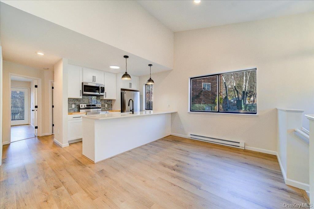 Interior, Kitchen, Pendant Lights, Recessed Lighting, Wood Texture Flooring