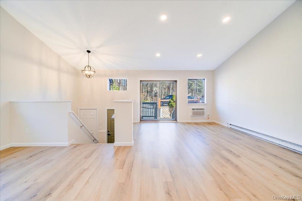Empty room, Interior, Pendant Lights, Recessed Lighting, Wood Texture Flooring