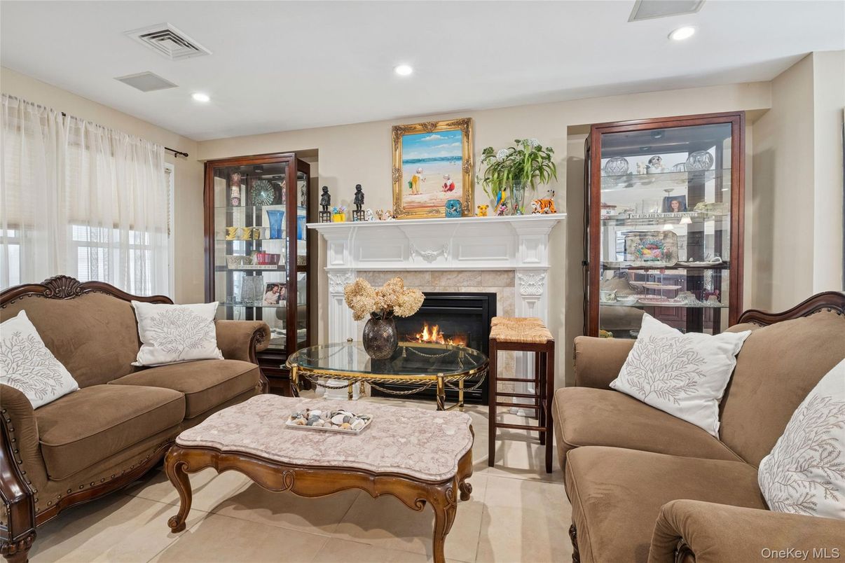 Fireplace, Interior, Living room, Recessed Lighting