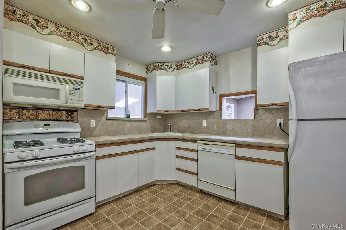 Interior, Kitchen, Recessed Lighting