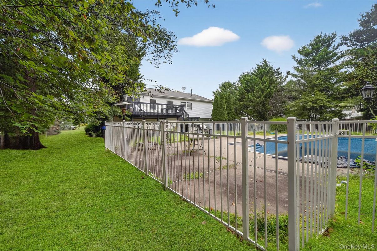 Backyard, Exterior, Pool