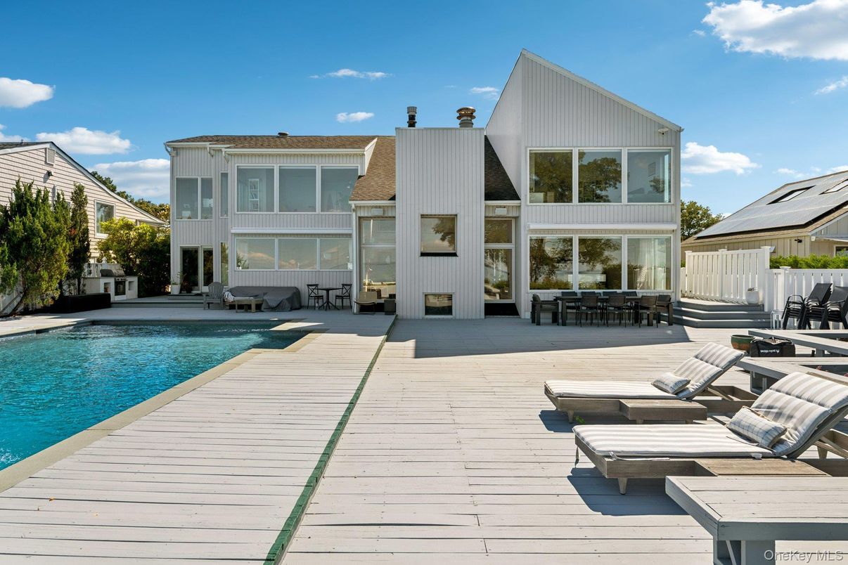 Exterior, Pool, Solar Panels