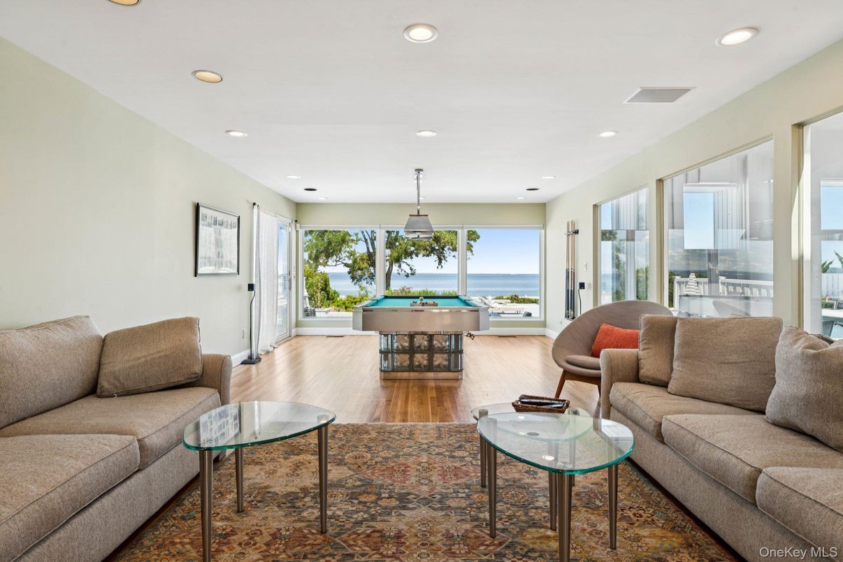 Game Room, Interior, Living room, Pendant Lights, Recessed Lighting, Water, Wood Texture Flooring