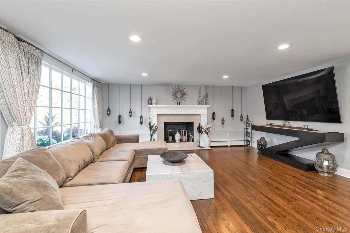 Fireplace, Interior, Living room, Recessed Lighting, Wood Texture Flooring