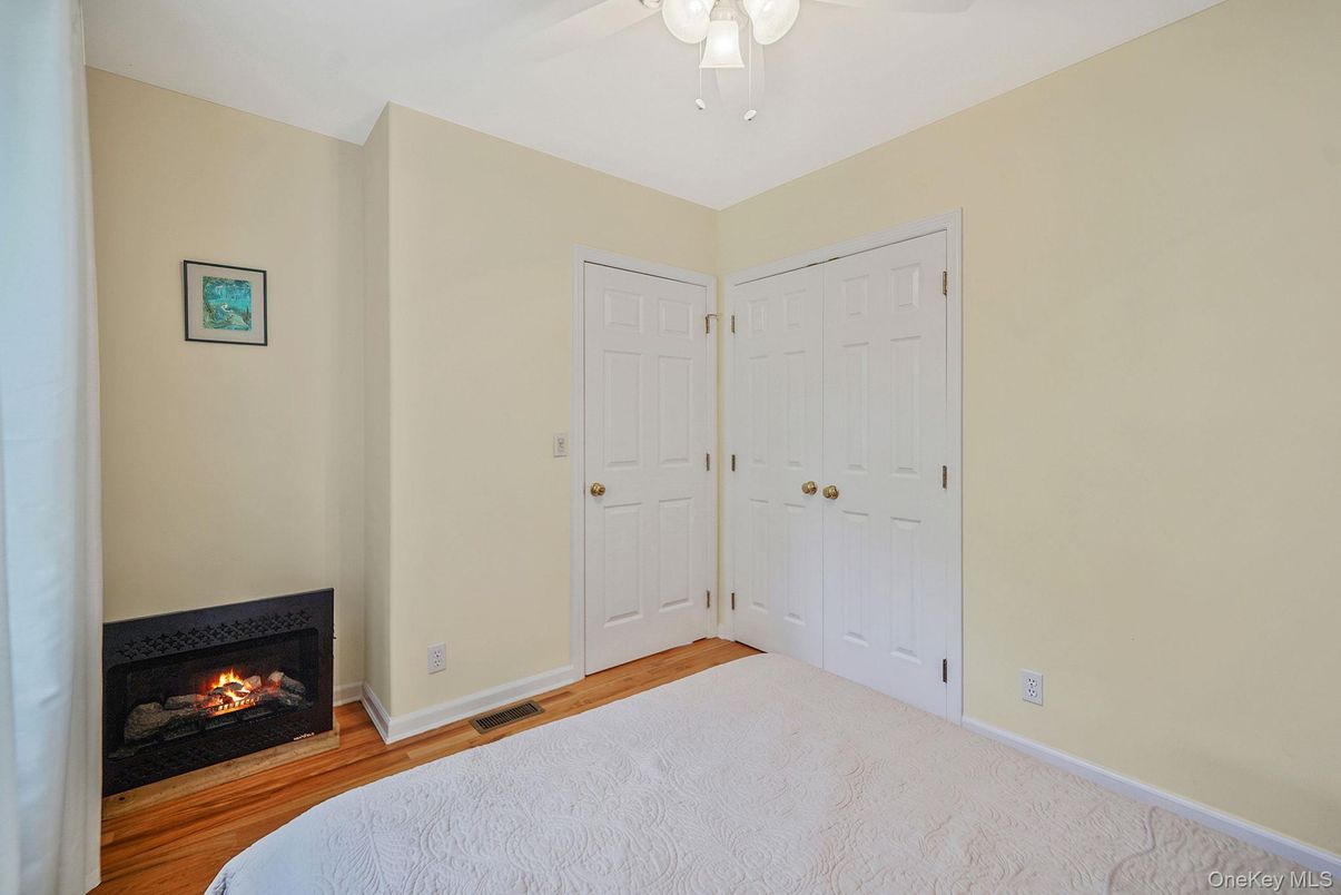 Empty room, Fireplace, Interior
