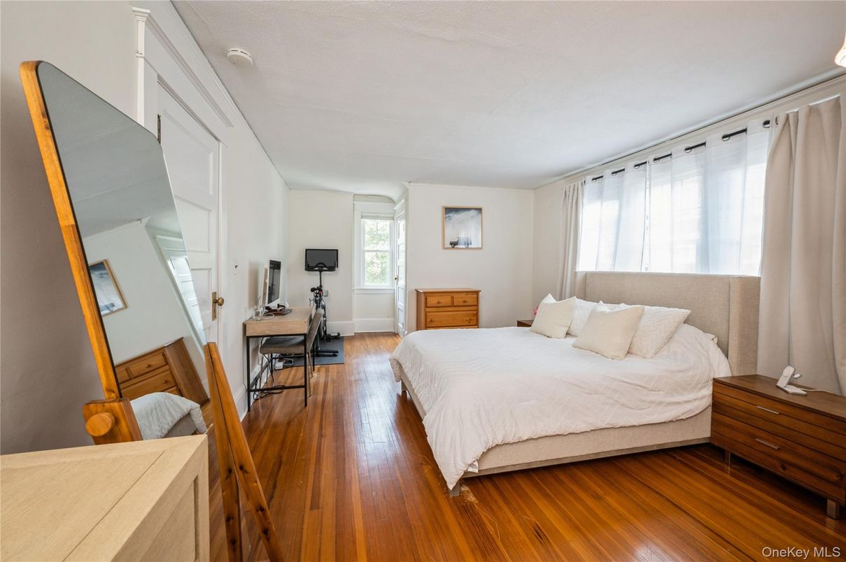 Bedroom, Home Office, Interior, Wood Texture Flooring