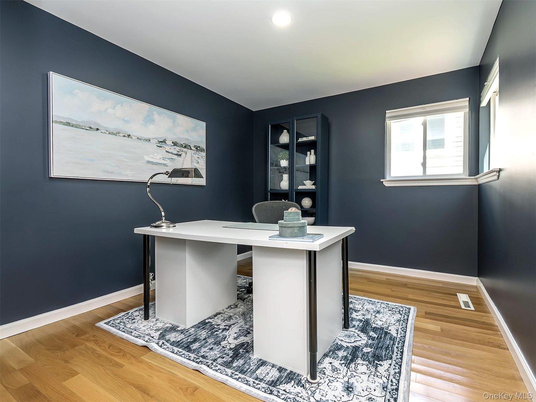 Home Office, Interior, Recessed Lighting, Wood Texture Flooring