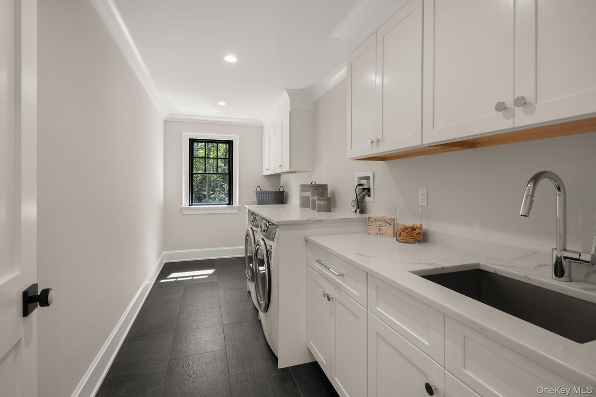Interior, Recessed Lighting, Washer