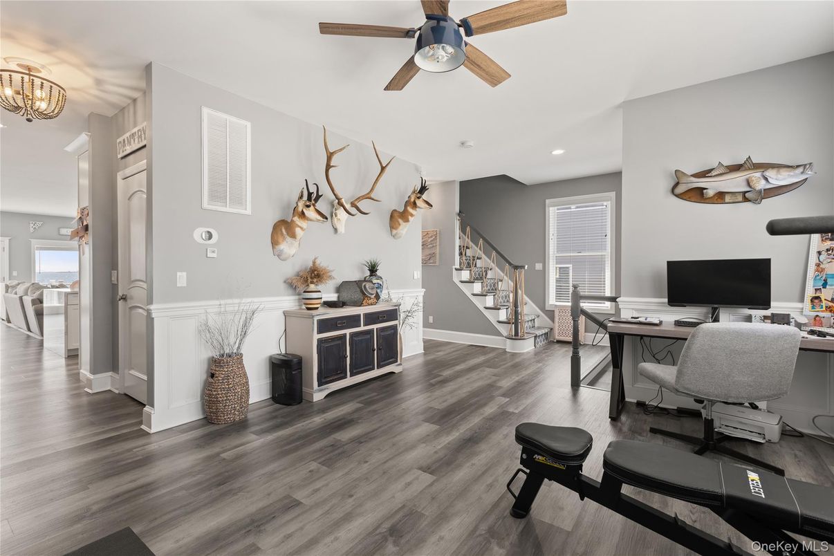 Chandelier, Home Office, Interior, Recessed Lighting, Wood Texture Flooring