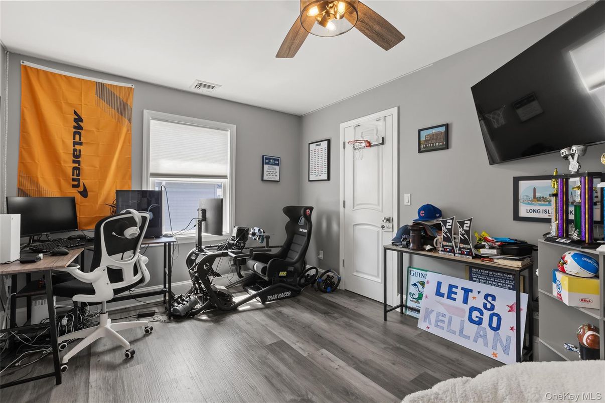 Fitness Equipment, Home Office, Interior, Wood Texture Flooring