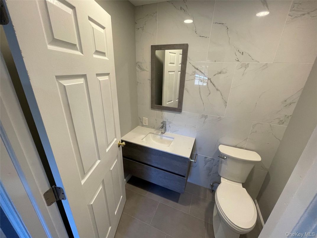 Bathroom, Interior, Marble Walls