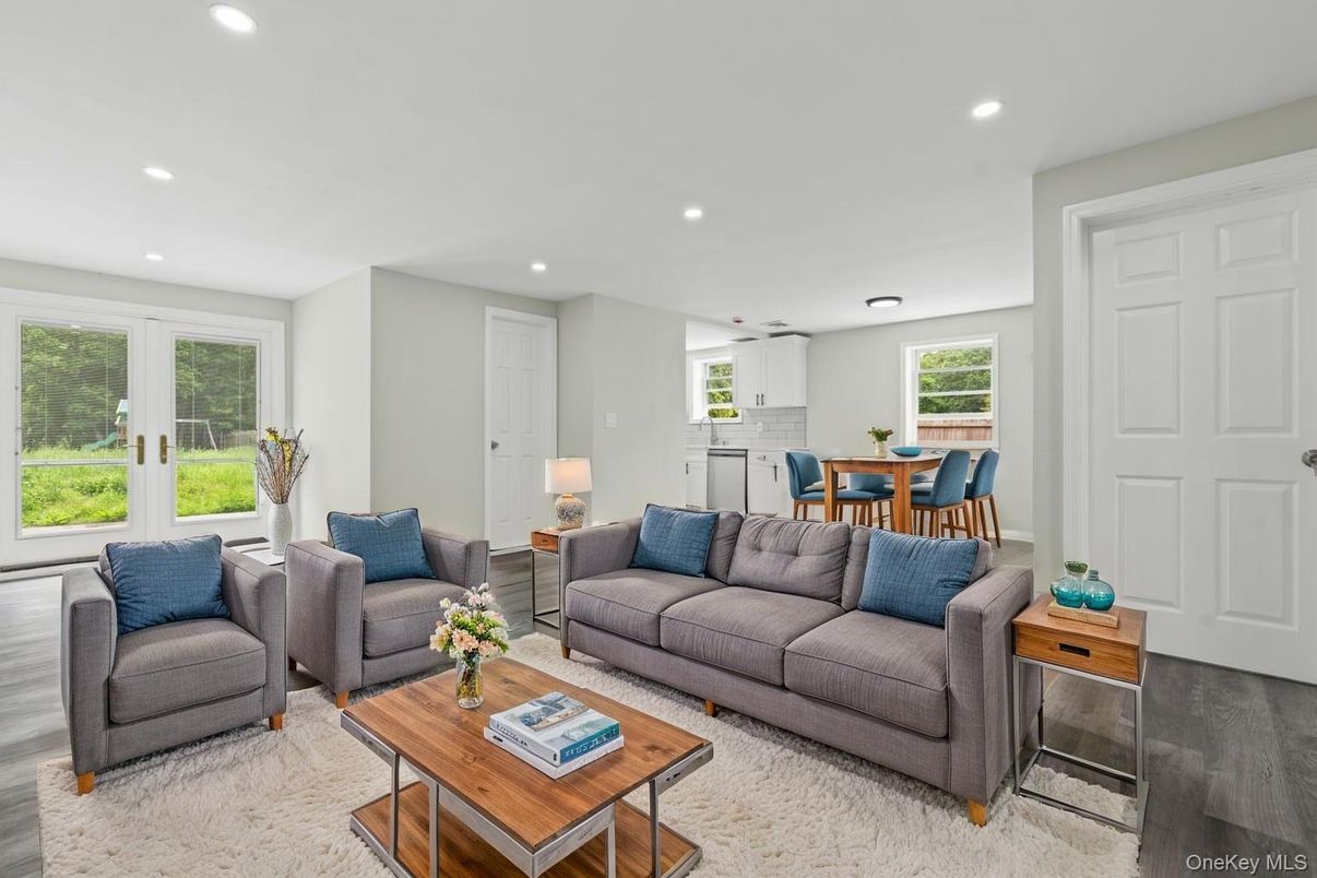 DE Listing image placeholder